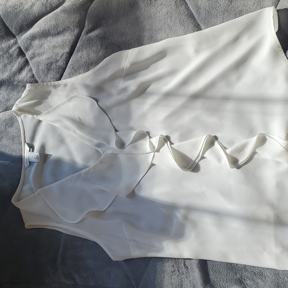 White house black market cream blouse